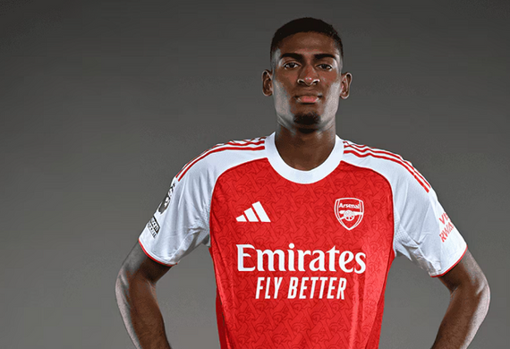 Cristhian Mosquera sẽ thành công tại Arsenal