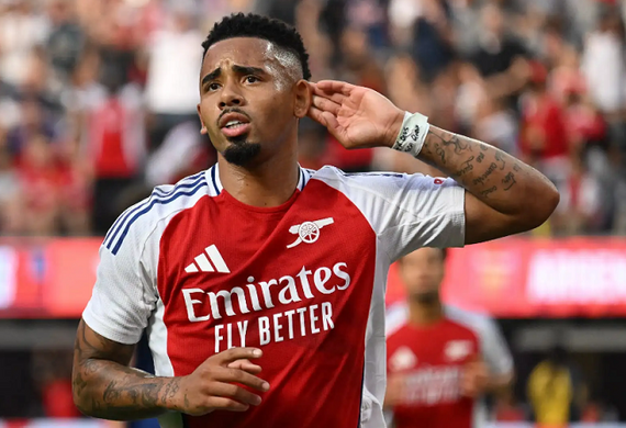 Gabriel Jesus nên tiếp tục gắn bó với Arsenal hay tìm bến đỗ mới?